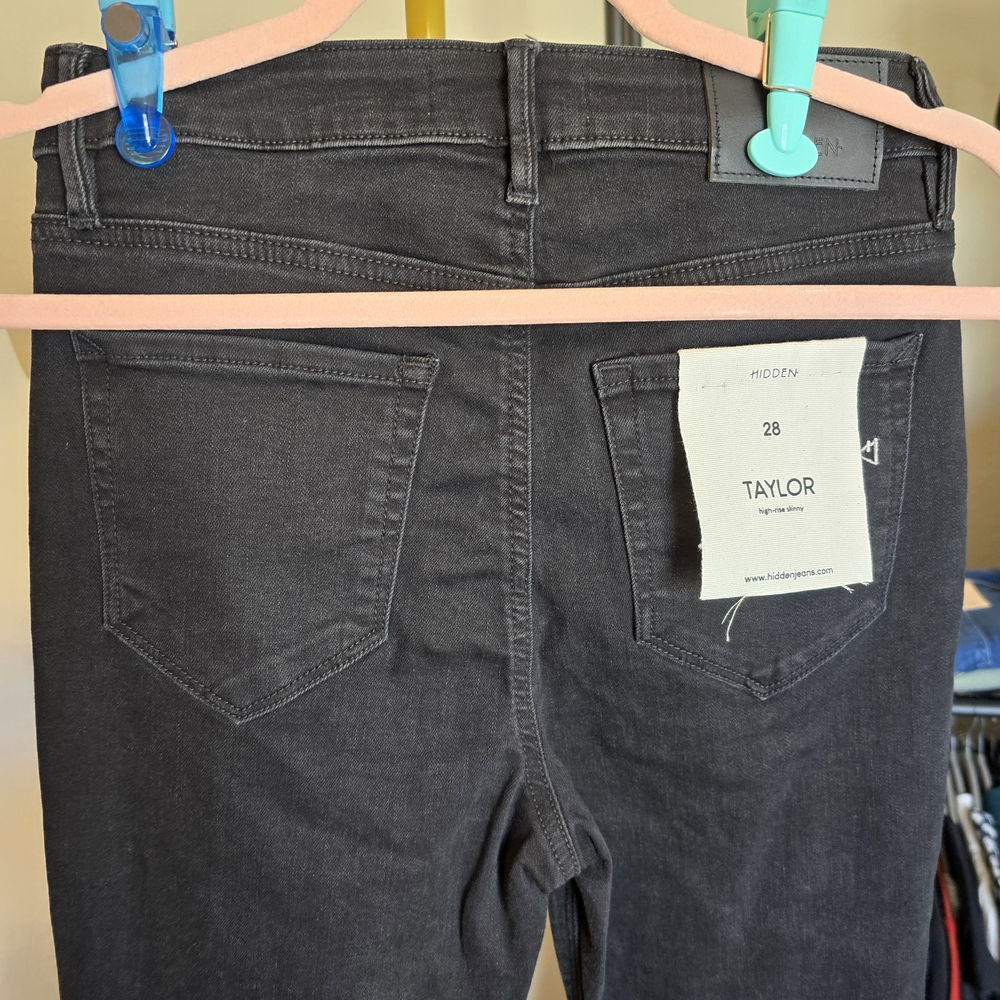 Hidden 28 High Rise Skinny Leg NWT Black Jeans - Picture 6 of 11